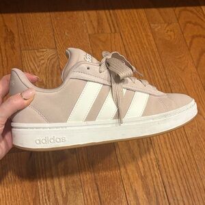 Adidas Cloudfoam Women's Light Mauve/Pink Sneakers